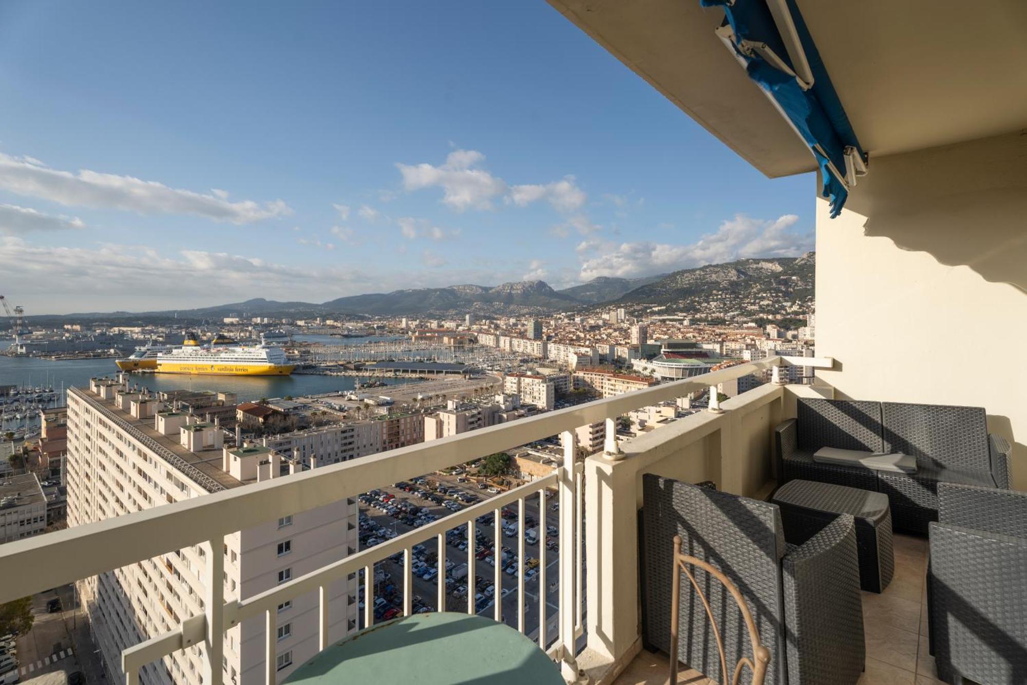 Vue Panoramique, Grand Appartement 2 Chambres A Toulon Bagian luar foto