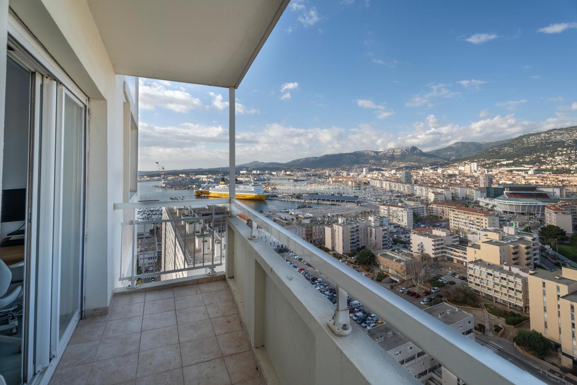 Vue Panoramique, Grand Appartement 2 Chambres A Toulon Bagian luar foto